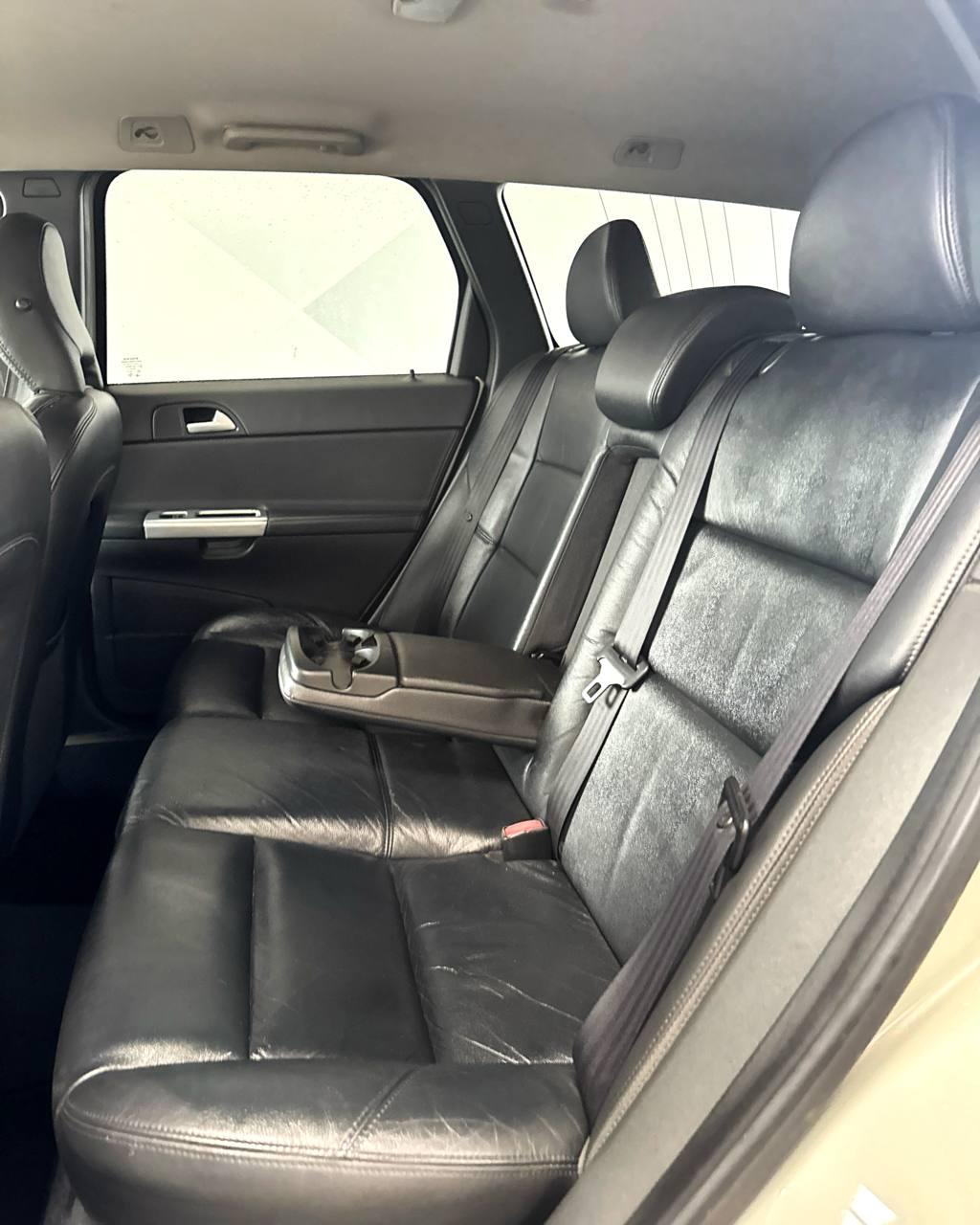 Volvo V50 I · 2-й рестайлинг , 2010 г., механика, дизель  - фото 13