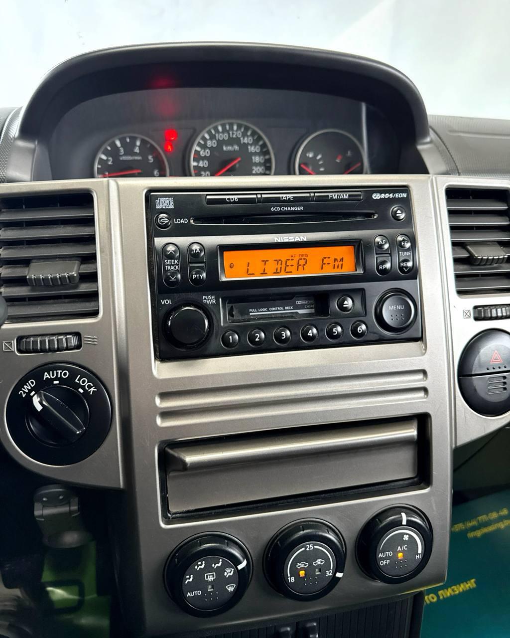 Nissan X-Trail I (T30) · Рестайлинг , 2005 г., механика, дизель - фото 12