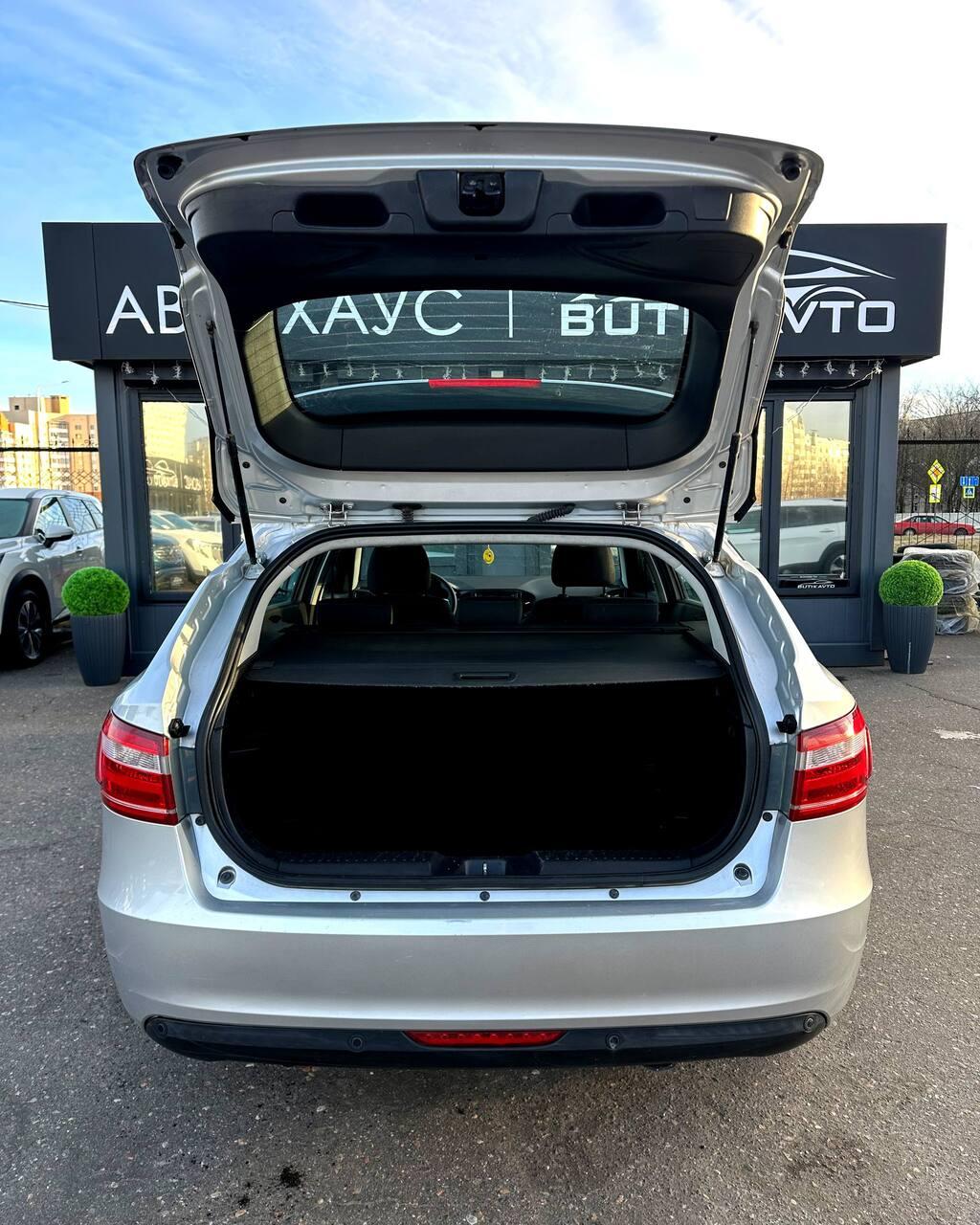 Lada (ВАЗ) Vesta I , 2018 г., механика, бензин - фото 14