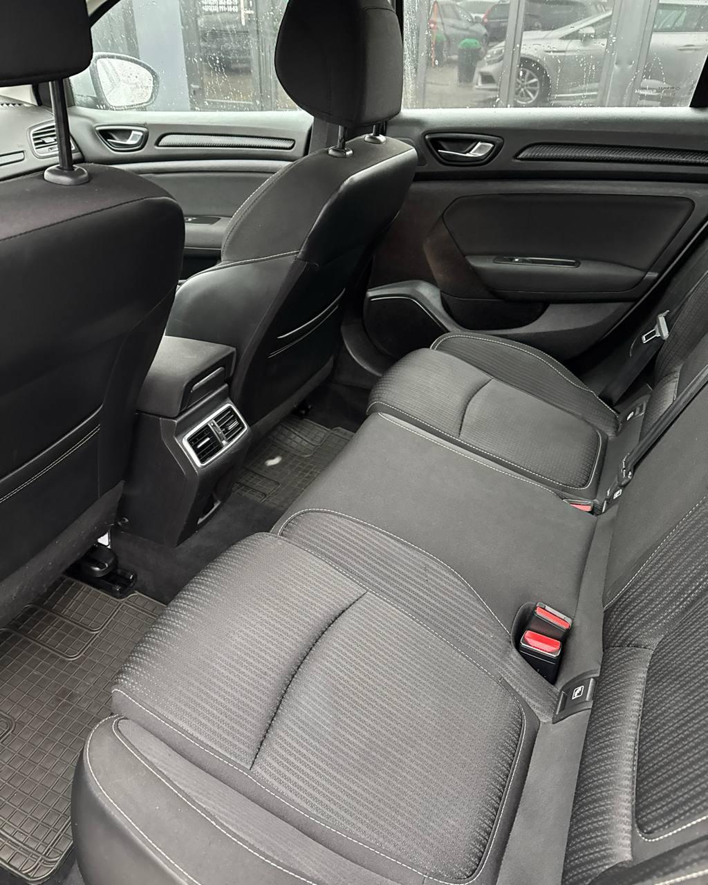 Renault Megane IV , 2019 г., механика, дизель - фото 12