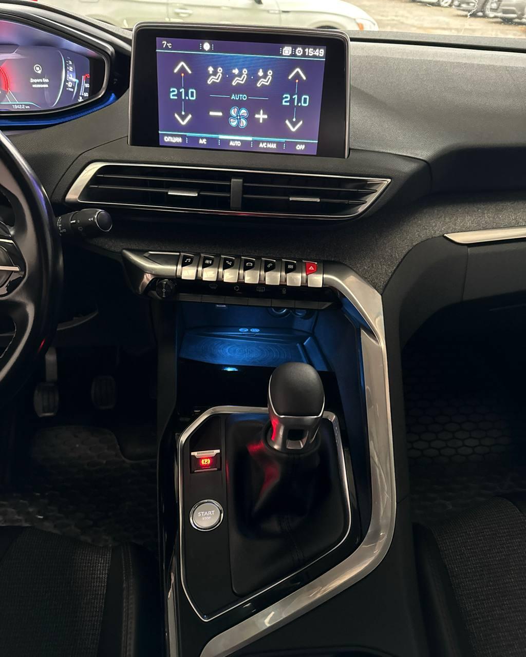 Peugeot 3008 II , 2016 г., механика, дизель - фото 14