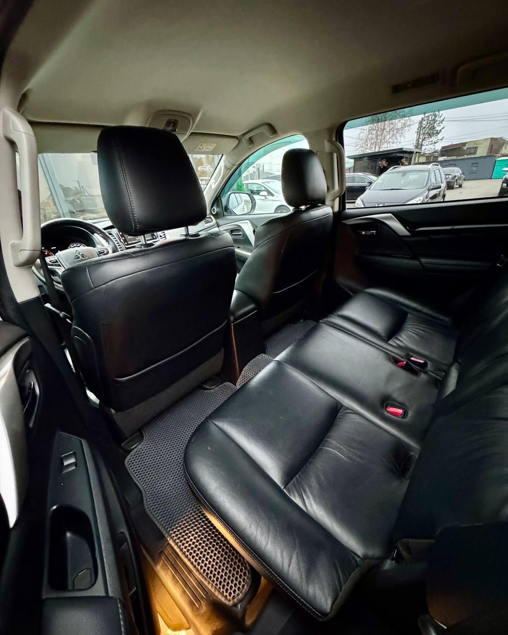 Mitsubishi Pajero Sport III , 2018 г., автомат, дизель - фото 11