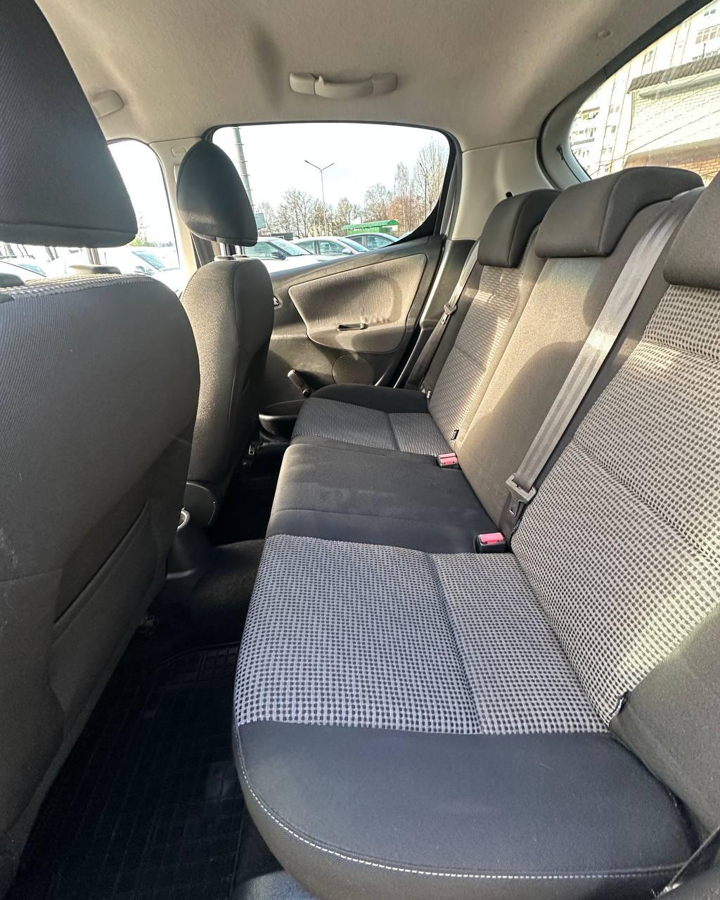 Peugeot 207 I · Рестайлинг , 2010 г., механика, бензин - фото 8