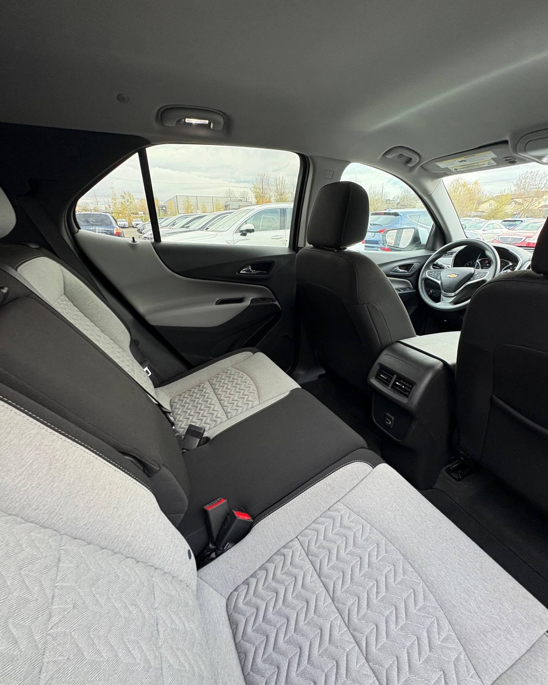 Chevrolet Equinox III · Рестайлинг , 2022 г., автомат, бензин - фото 11