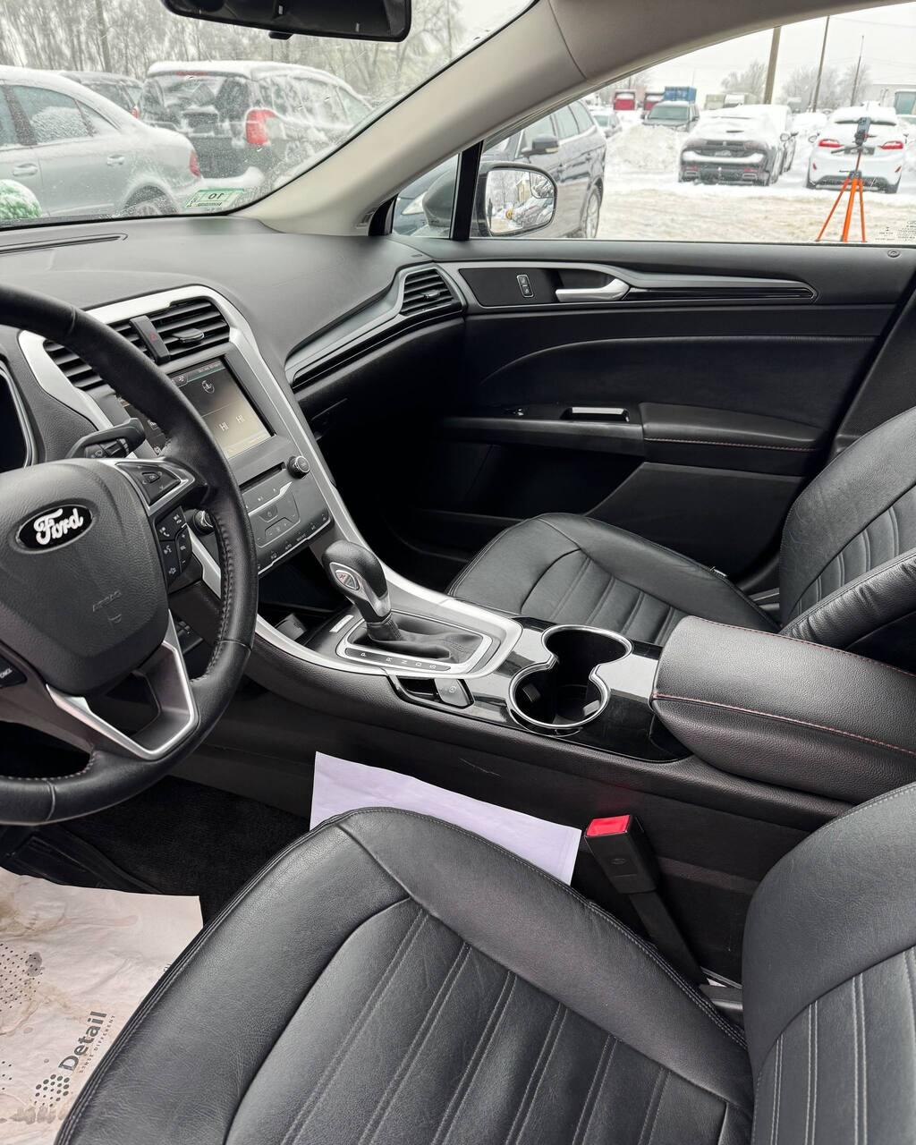 Ford Fusion USA II , 2015 г., автомат, бензин - фото 10