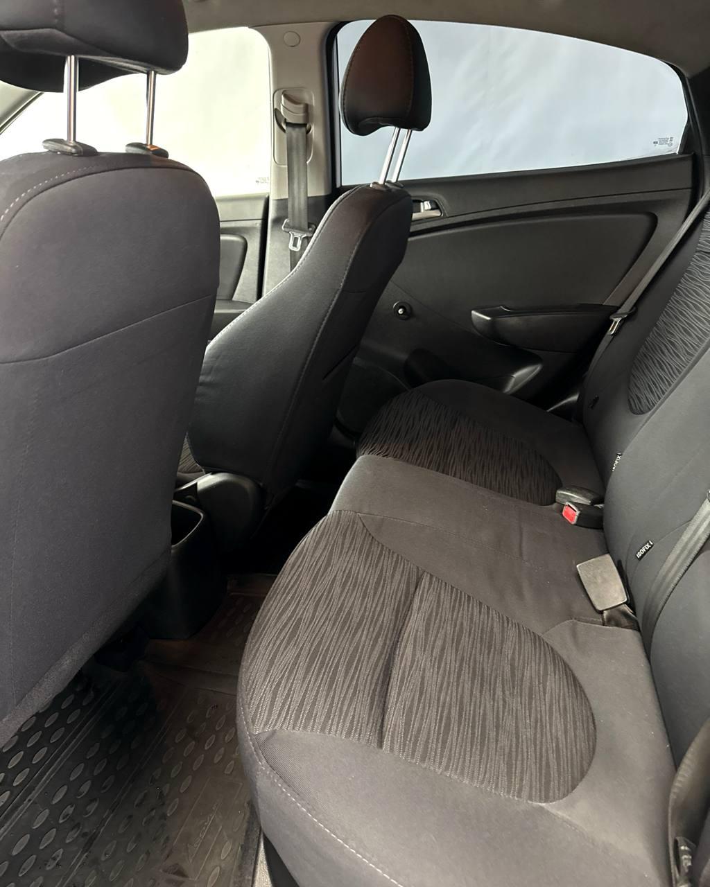 Hyundai Solaris I · Рестайлинг , 2015 г., механика, бензин - фото 14