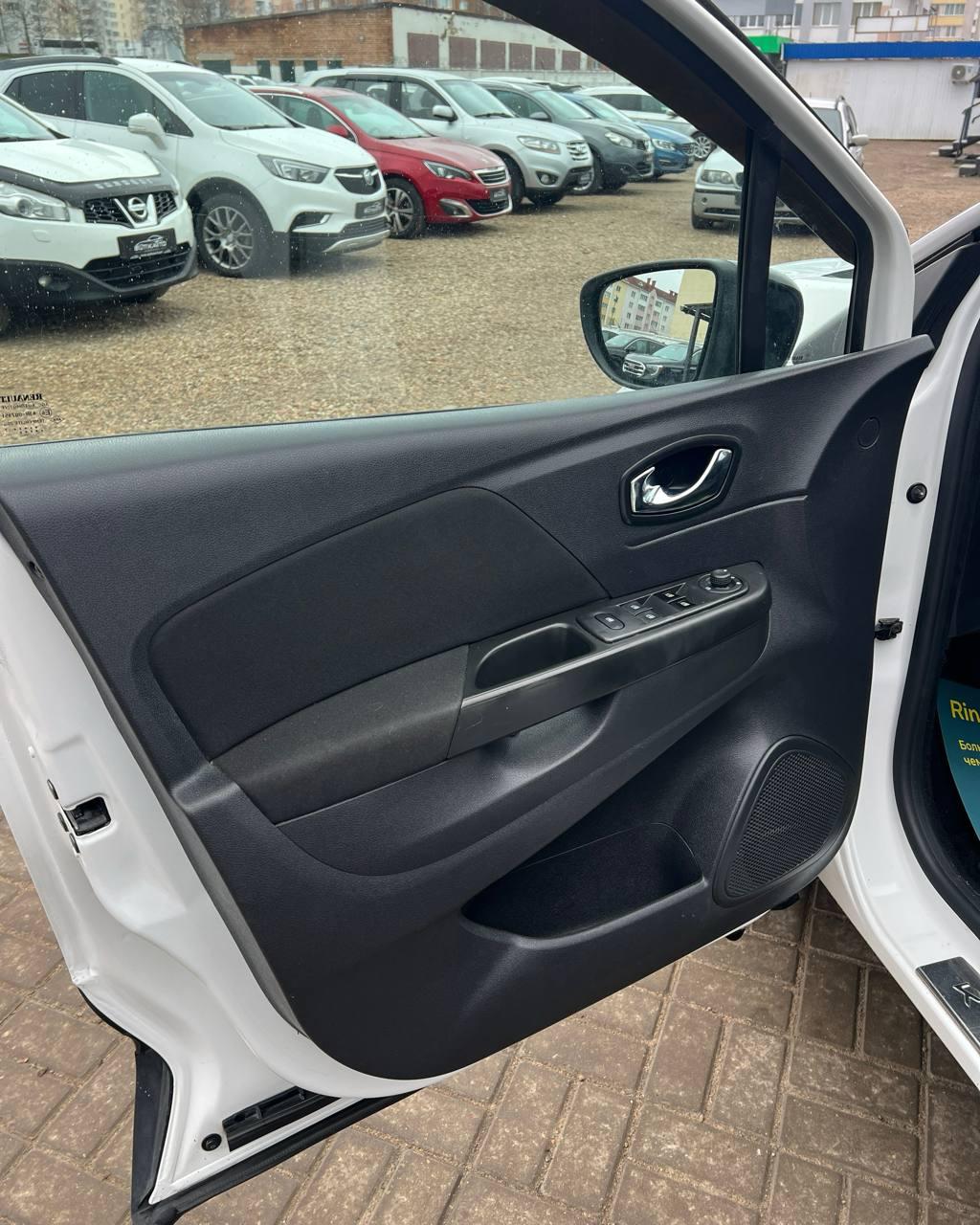 Renault Kaptur I , 2017 г., механика, бензин - фото 9