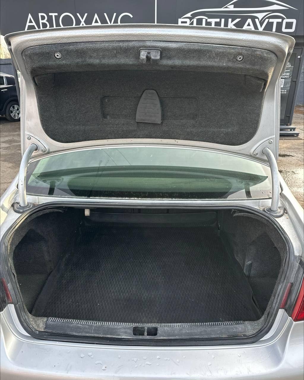 Volkswagen Passat B6 , 2008 г., механика, дизель - фото 10