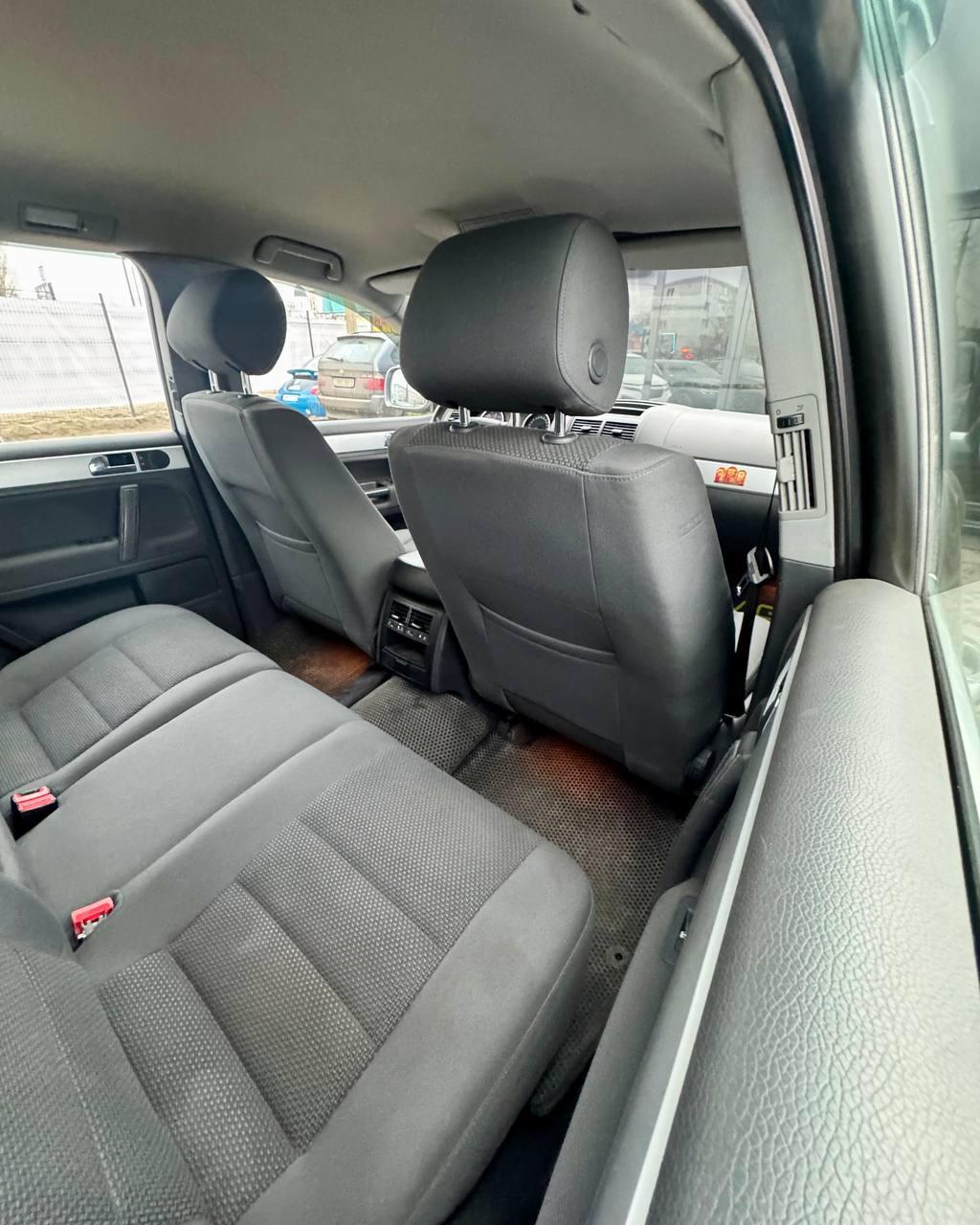 Volkswagen Touareg I , 2005 г., автомат, дизель - фото 13