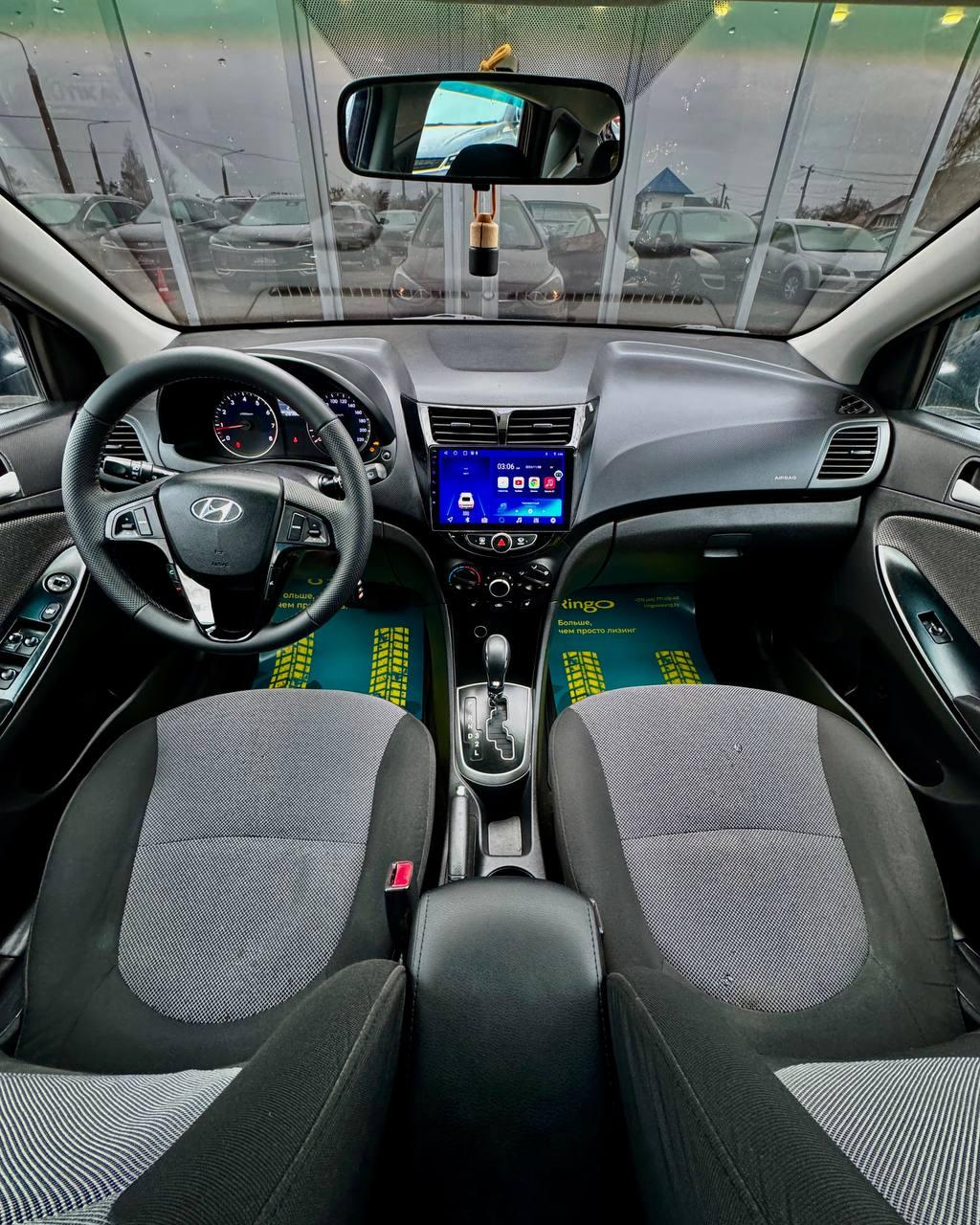 Hyundai Solaris I , 2011 г., автомат, бензин - фото 9