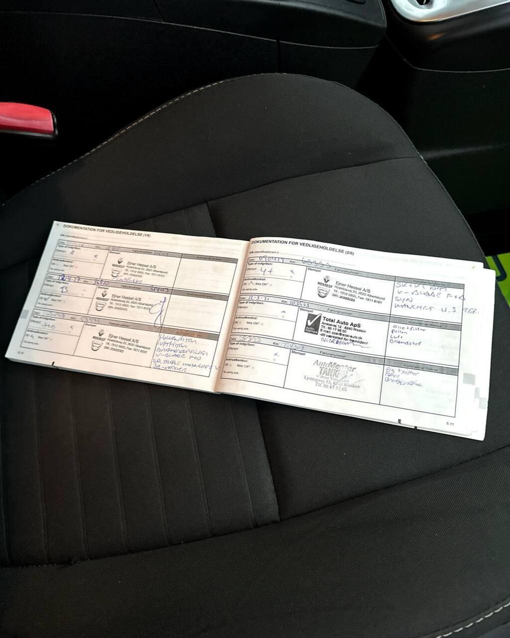 Renault Grand Scenic III · 2-й рестайлинг , 2015 г., механика, дизель - фото 15