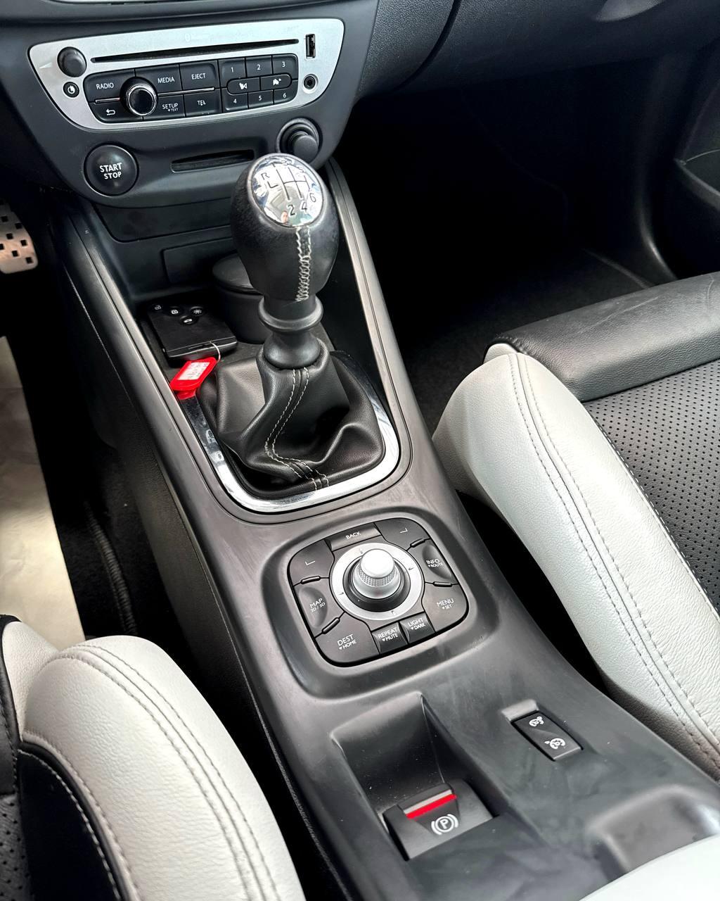 Renault Megane III , 2012 г., механика, дизель - фото 16