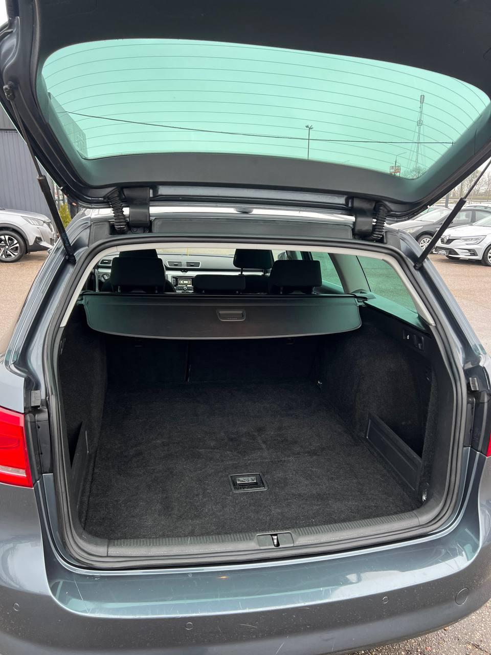 Volkswagen Passat B7 , 2013 г., механика, дизель - фото 15