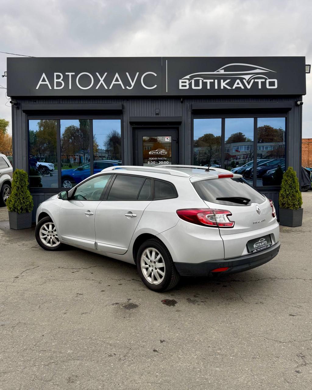 Renault Megane III · 2-й рестайлинг , 2015 г., механика, дизель  - фото 5