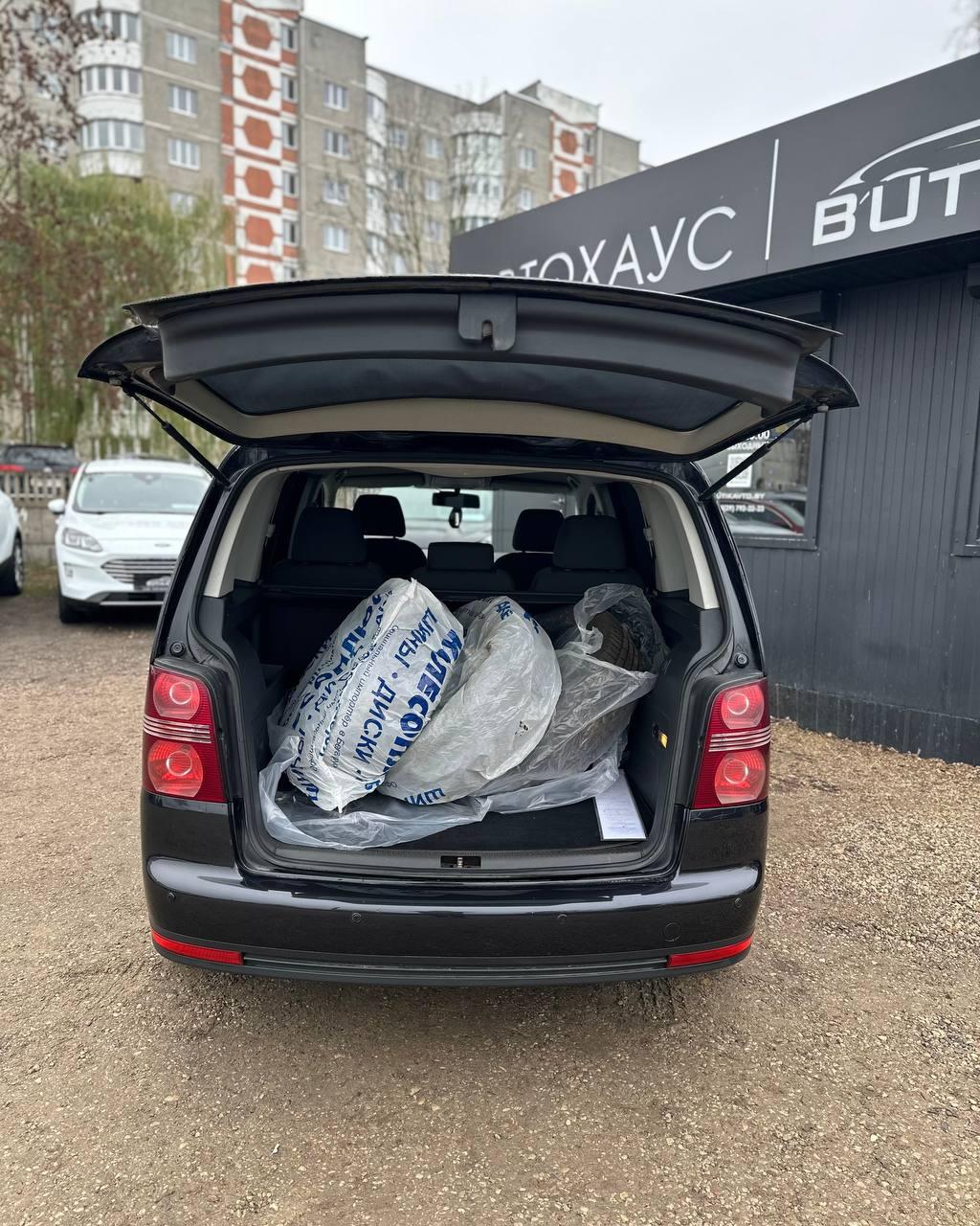 Volkswagen Touran I · Рестайлинг , 2007 г., механика, дизель - фото 12