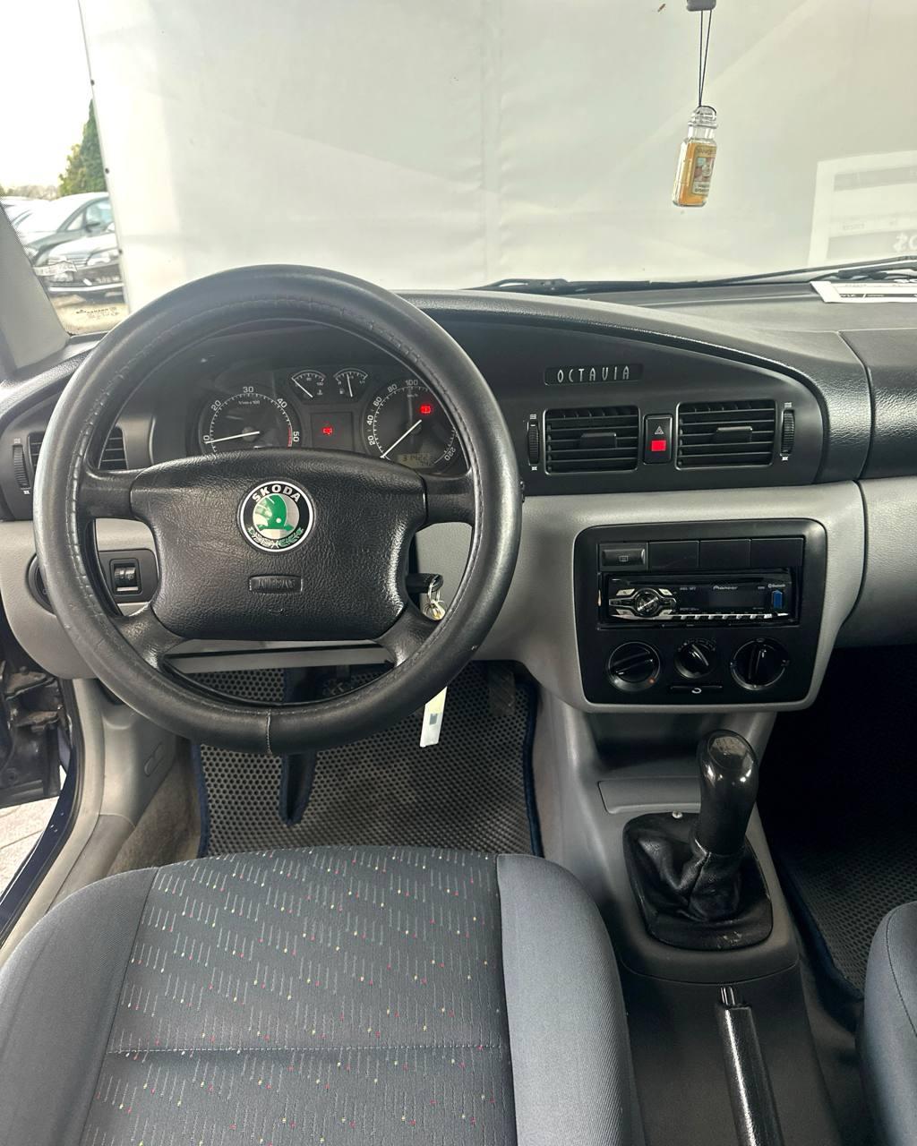 Skoda Octavia I · Рестайлинг , 2001 г., механика, дизель - фото 11