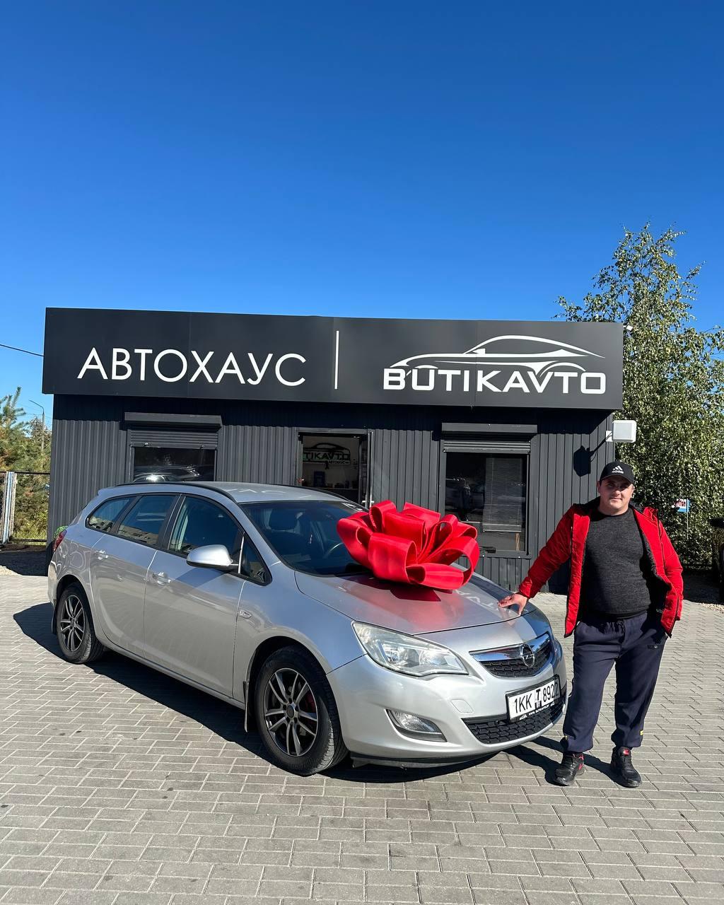 Opel Astra J , 2011 г., механика, дизель