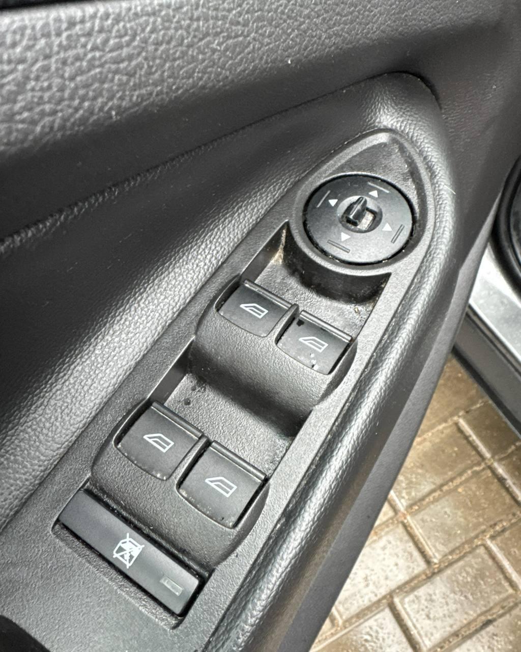 Ford Escape III · Рестайлинг , 2017 г., автомат, бензин - фото 18