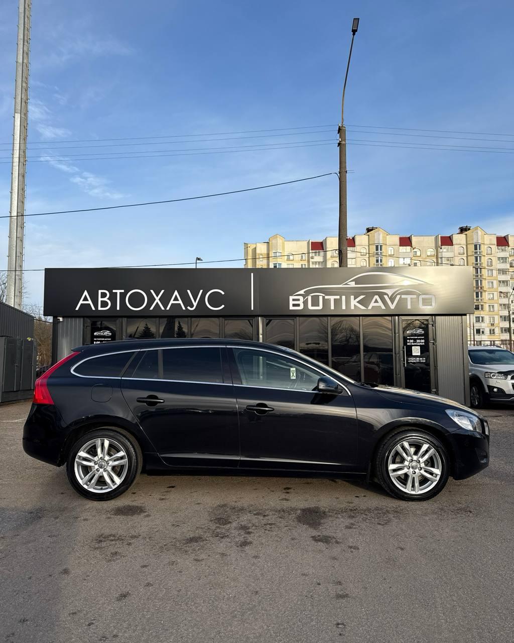 Volvo V60 I , 2011 г., механика, дизель - фото 7
