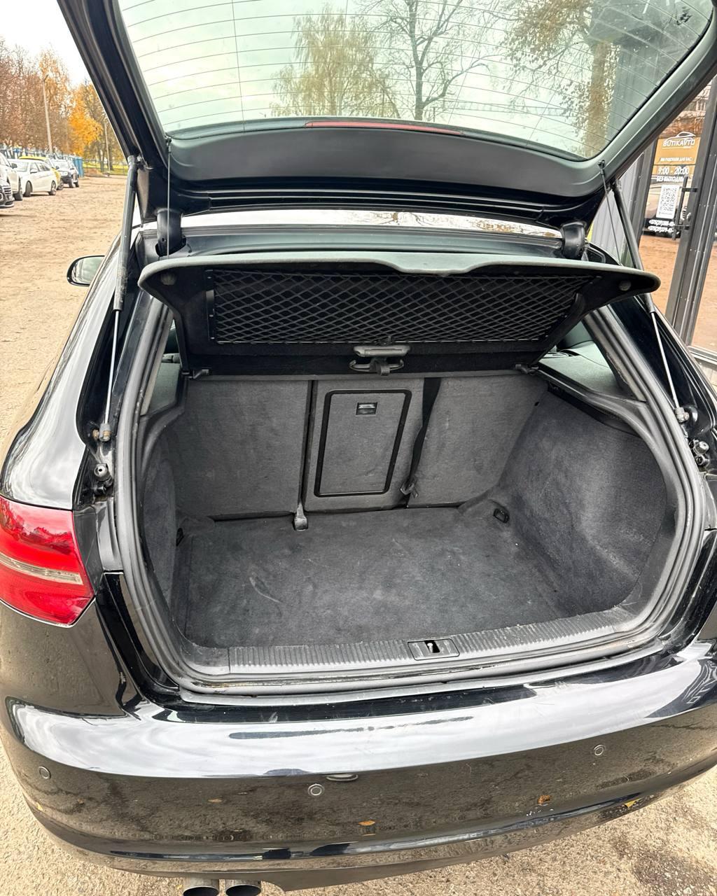 Audi A3 8P 8PA · 2-й рестайлинг , 2008 г., механика, дизель  - фото 10