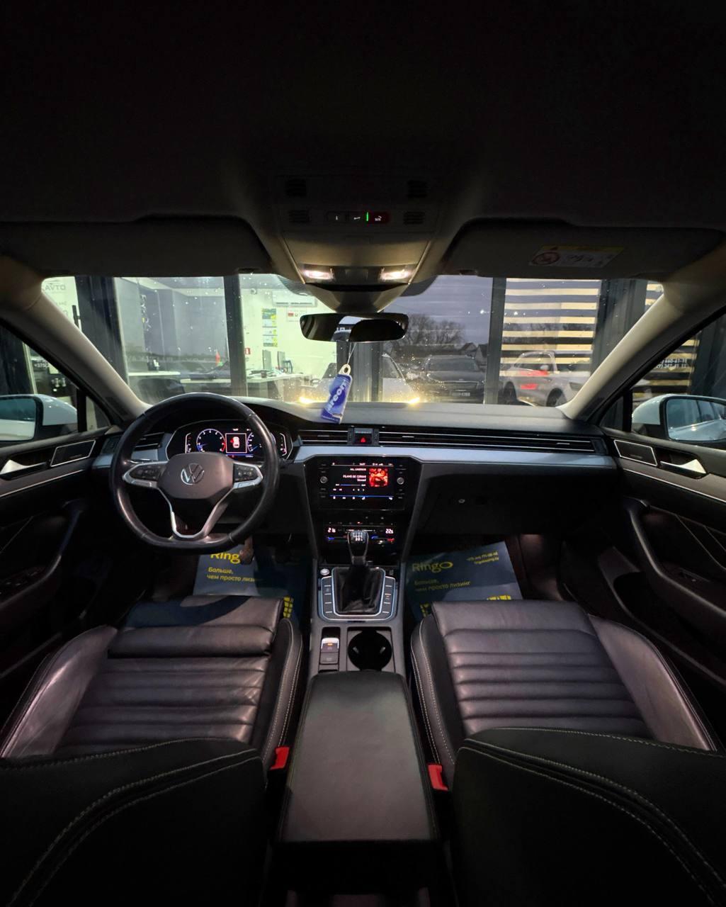 Volkswagen Passat B8 · Рестайлинг , 2021 г., механика, бензин - фото 7