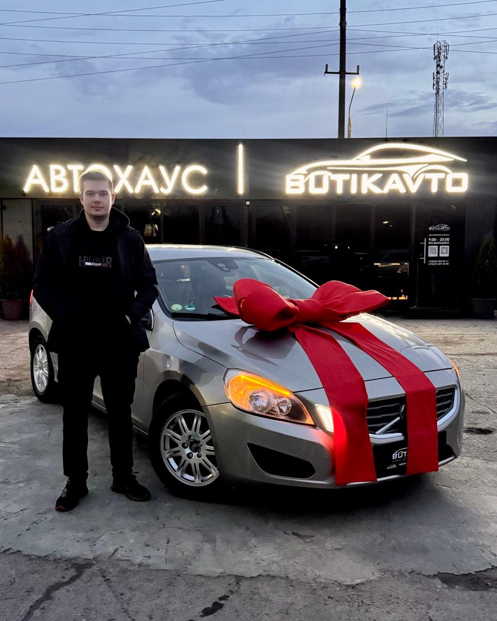 Volvo V60 I , 2011 г., механика, дизель