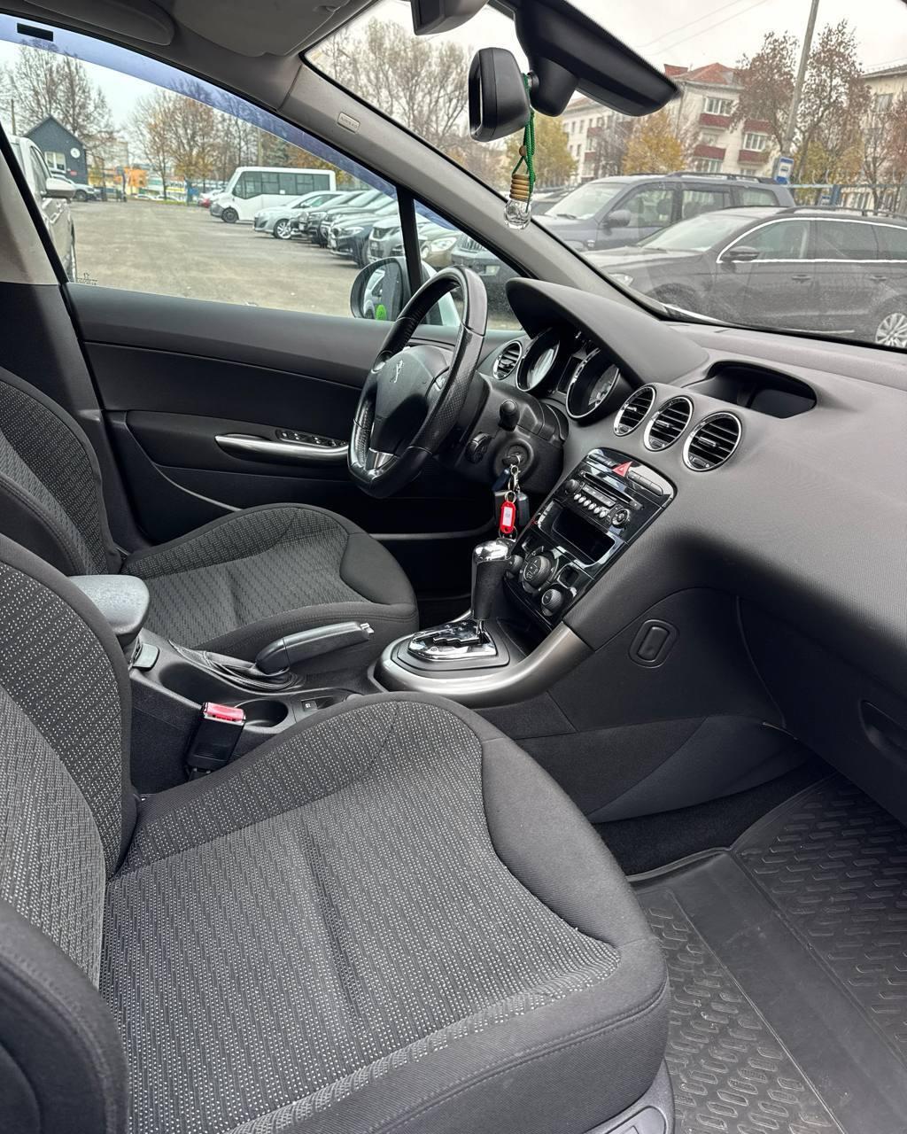 Peugeot 308 T7 · Рестайлинг , 2012 г., автомат, бензин  - фото 11