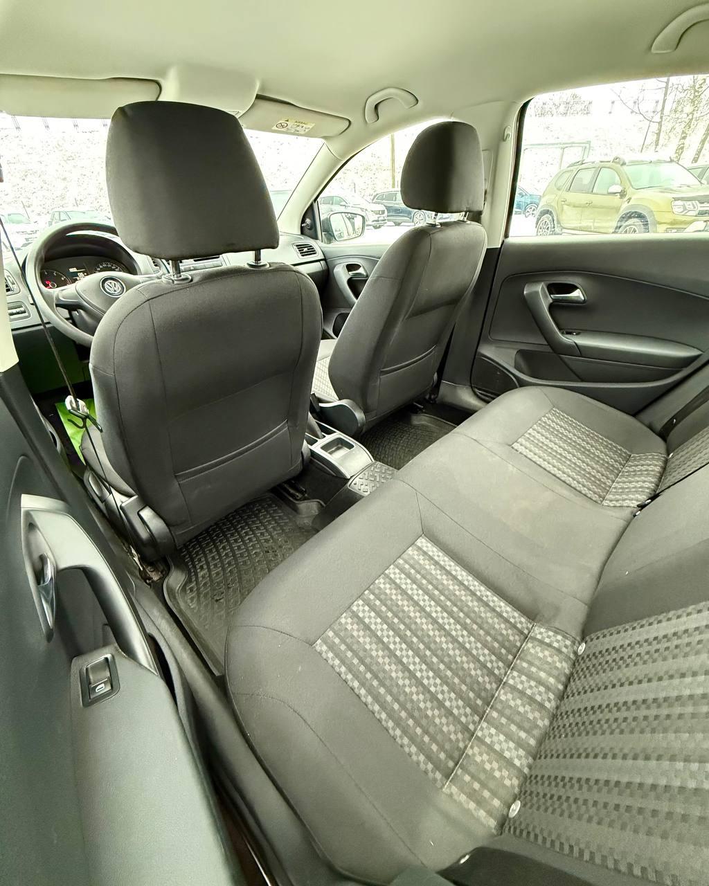 Volkswagen Polo Sedan I · Рестайлинг , 2016 г., механика, бензин - фото 13