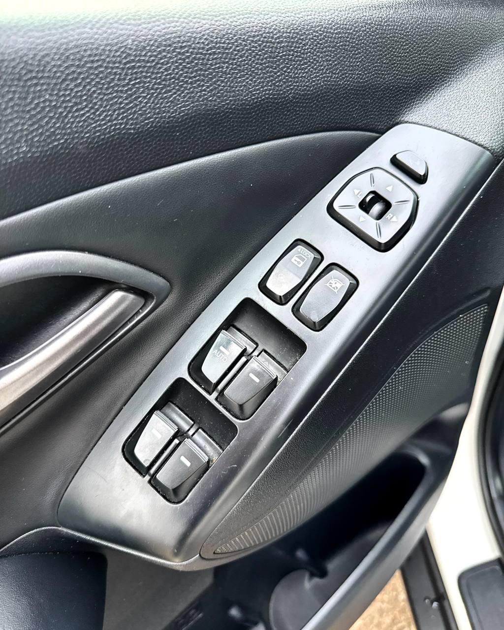 Hyundai ix35 I , 2013 г., автомат, бензин  - фото 13