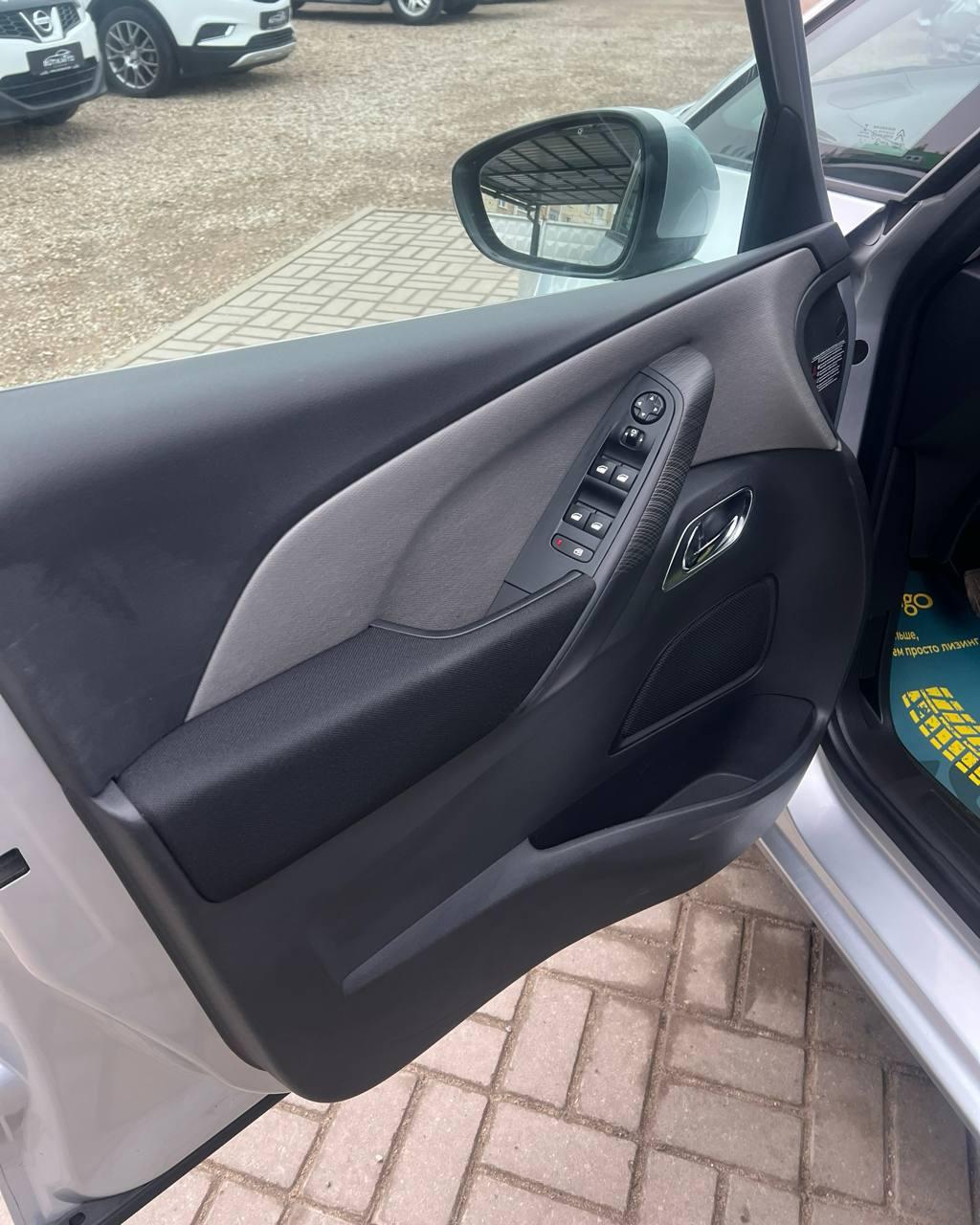 Citroen C4 Picasso II , 2014 г., механика, дизель - фото 9