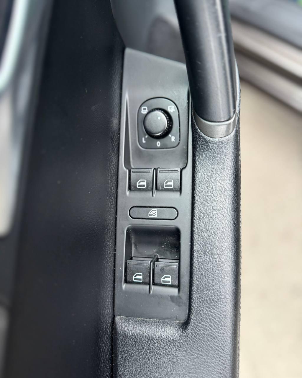 Volkswagen Passat B7 , 2013 г., механика, дизель - фото 16