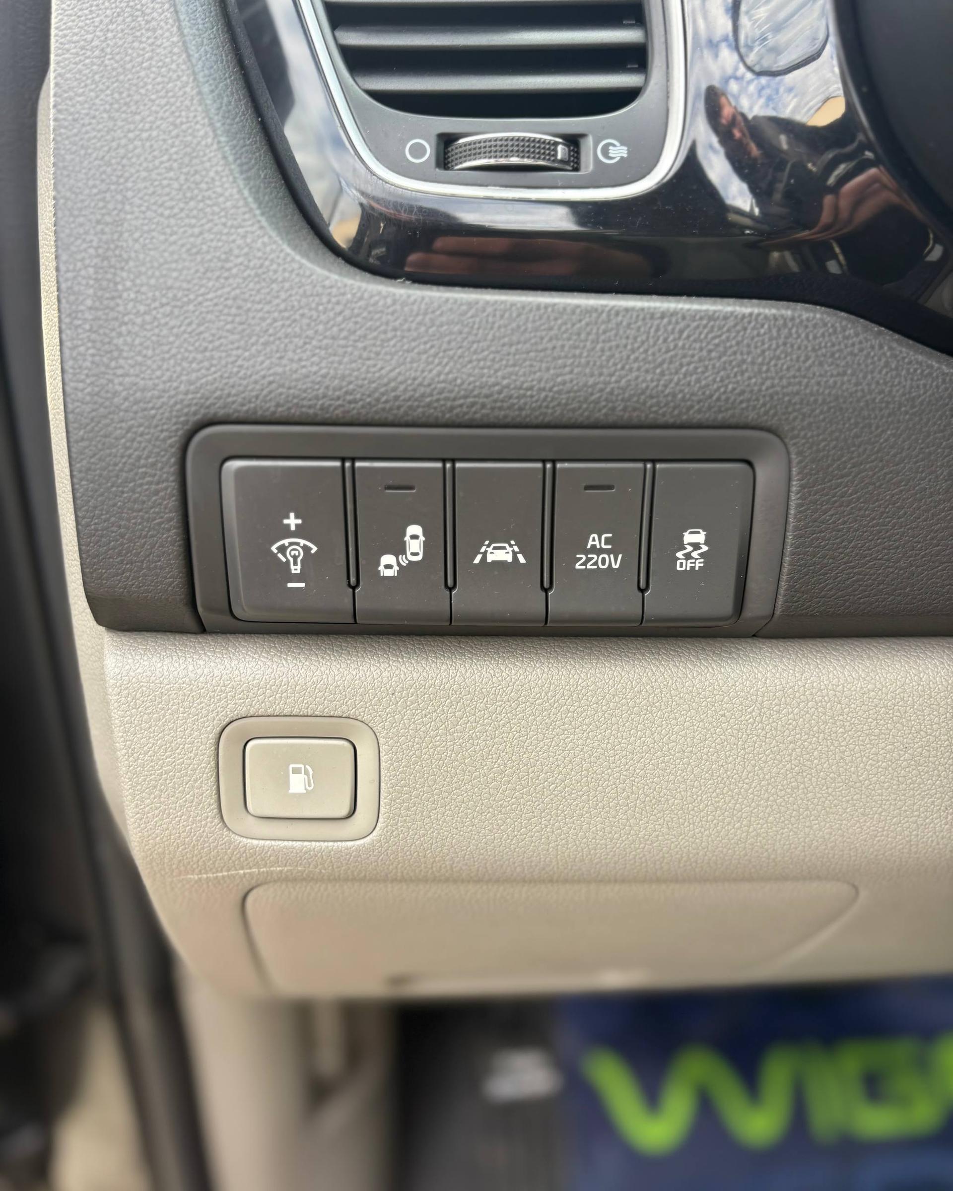 Kia Carnival III , 2016 г., автомат, дизель  - фото 23