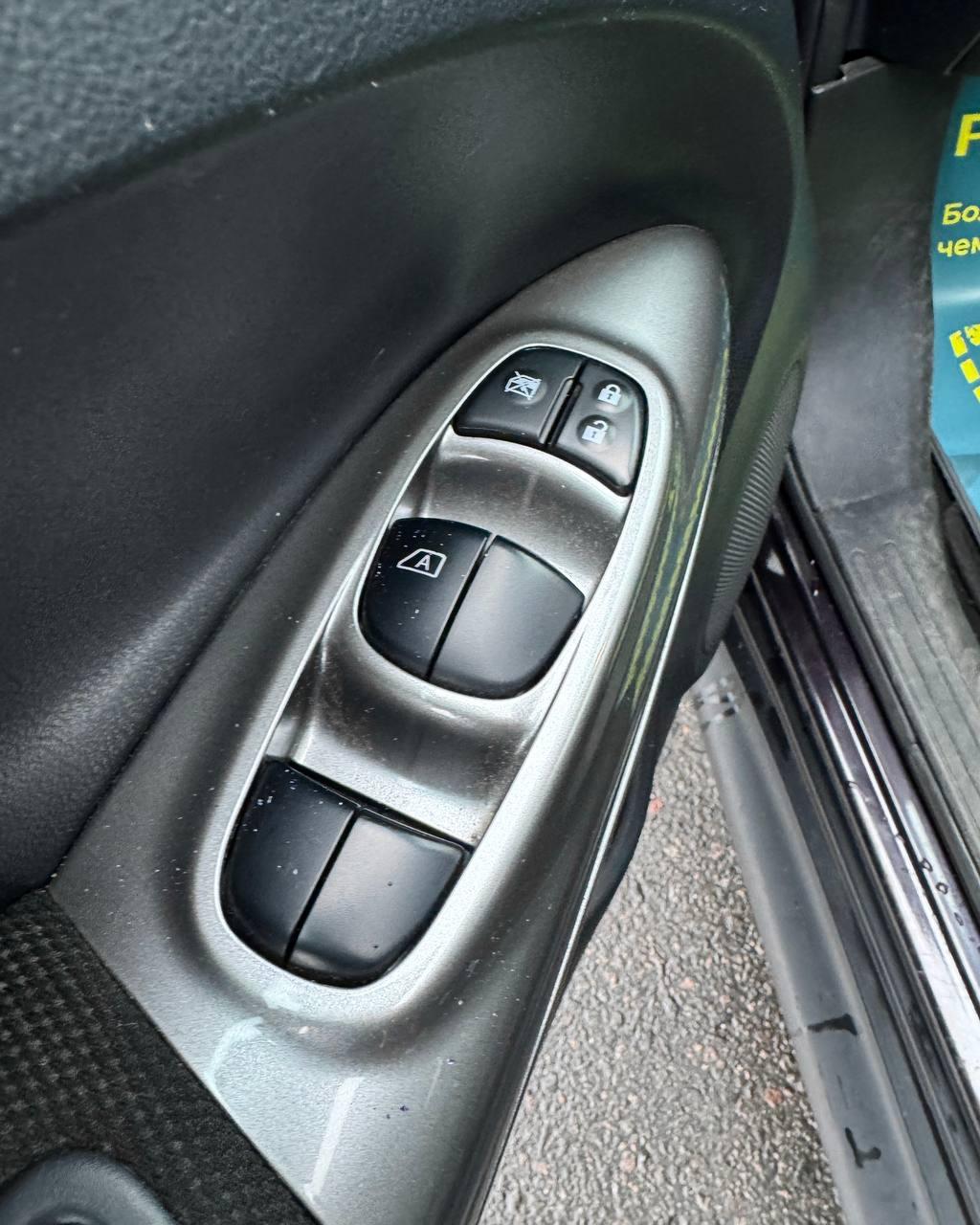 Nissan Juke YF15 · Рестайлинг, 2014 г., механика, дизель - фото 18