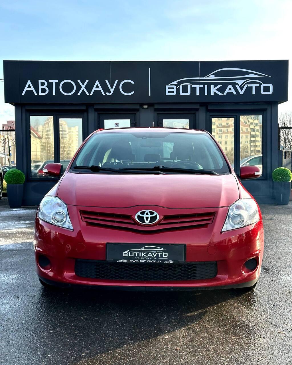 Toyota Auris I (E150) · Рестайлинг , 2010 г., механика, дизель - фото 2