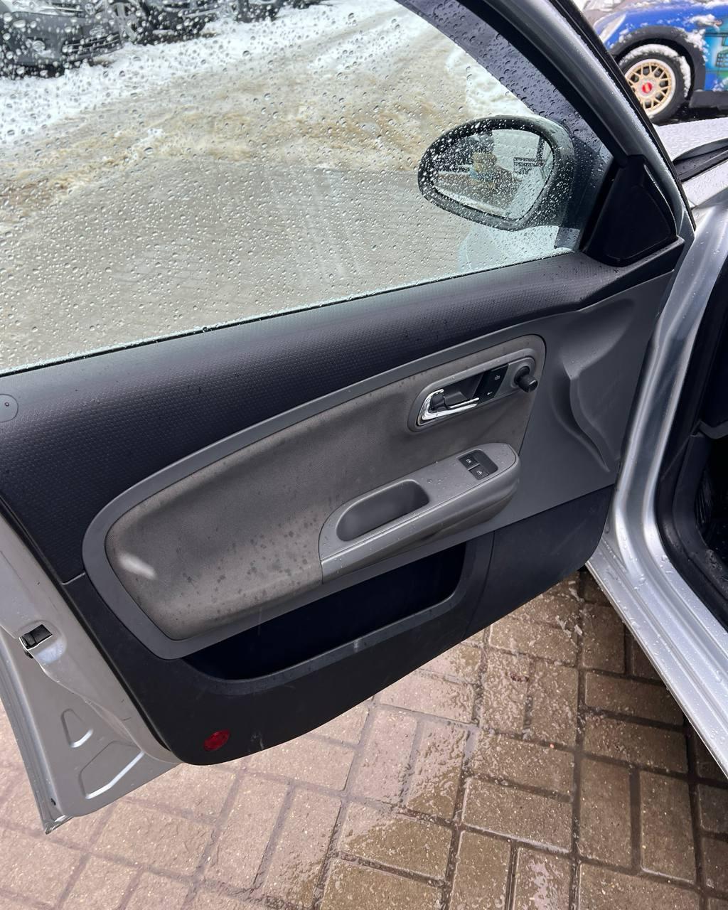 SEAT Ibiza III · Рестайлинг , 2006 г., механика, бензин - фото 9