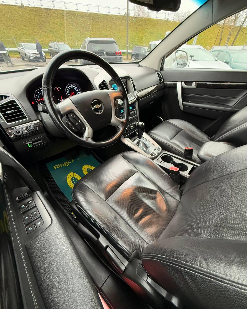 Chevrolet Captiva I · 2-й рестайлинг , 2013 г., автомат, гибрид  - фото 11