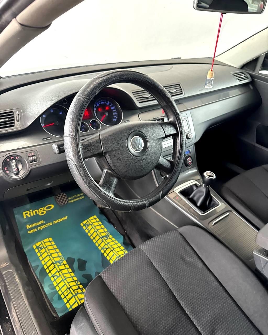 Volkswagen Passat B6 , 2006 г., механика, дизель - фото 11