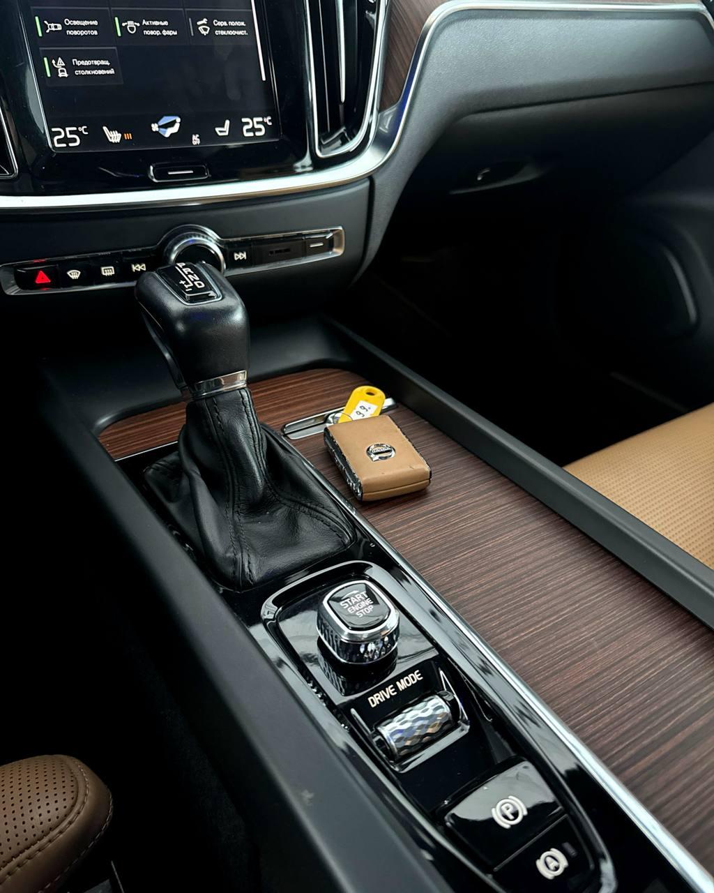 Volvo S60 III , 2018 г., автомат, бензин - фото 14