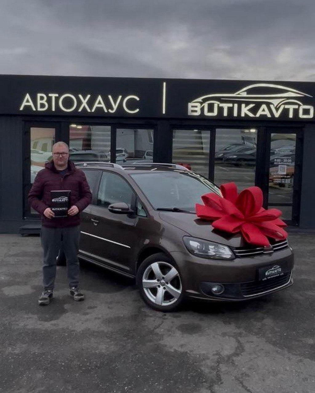 Volkswagen Touran I · 2-й рестайлинг , 2012 г., робот, дизель