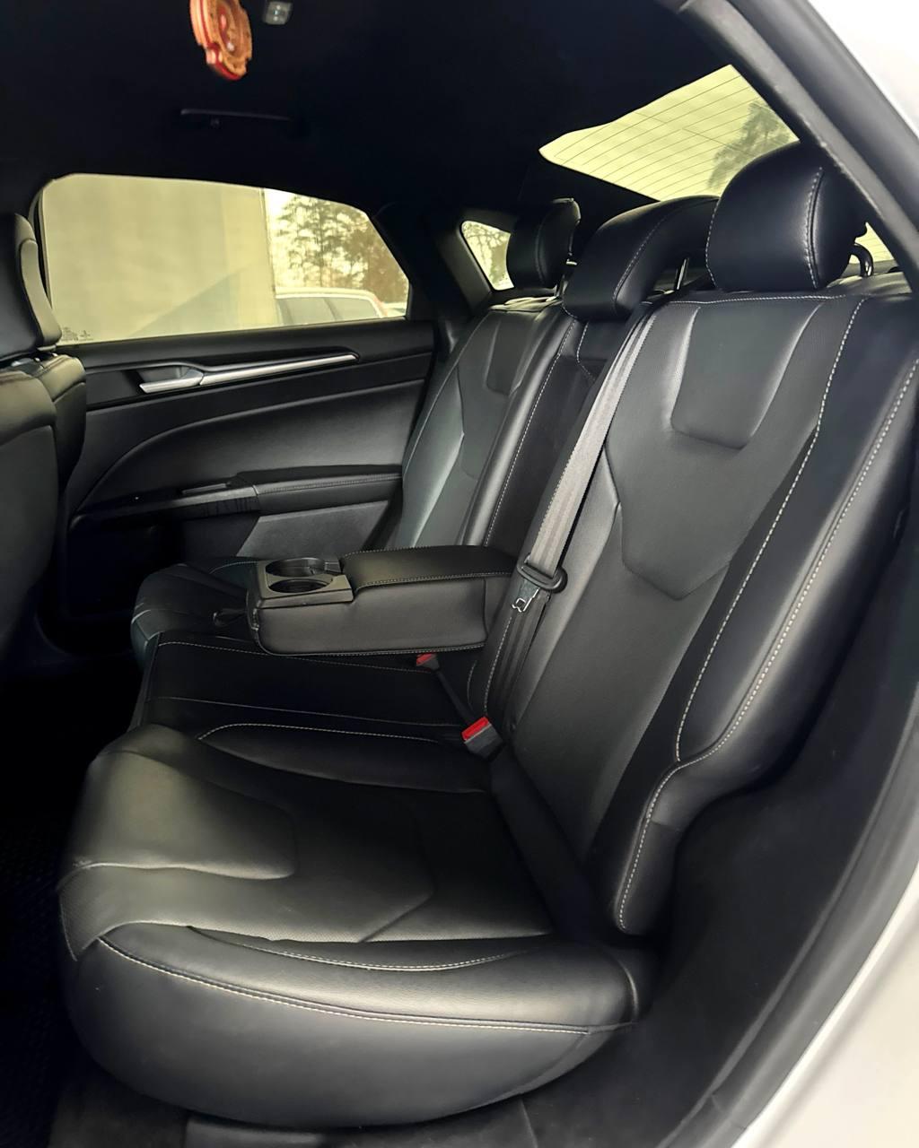 Ford Fusion USA II · 2-й рестайлинг , 2020 г., вариатор, гибрид - фото 15