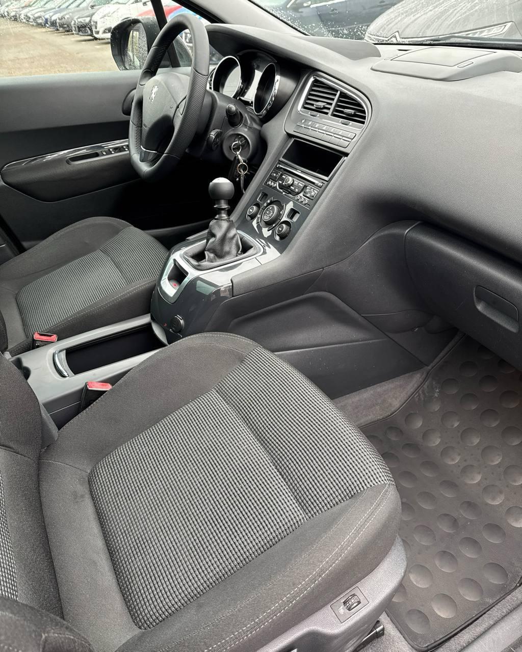 Peugeot 5008 I , 2010 г., механика, дизель  - фото 13