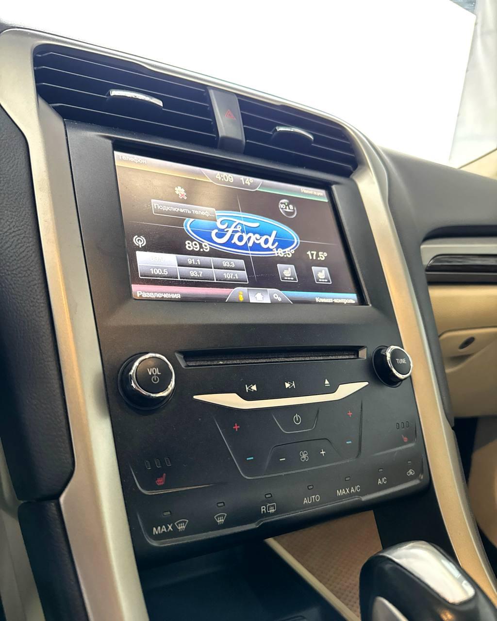 Ford Fusion USA II , 2013 г., автомат, бензин  - фото 13