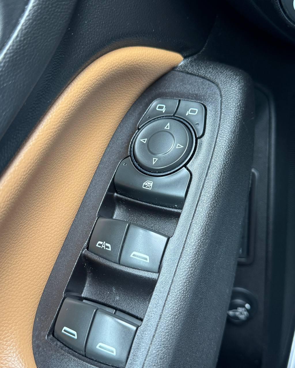 Chevrolet Equinox III , 2019 г., автомат, бензин - фото 18