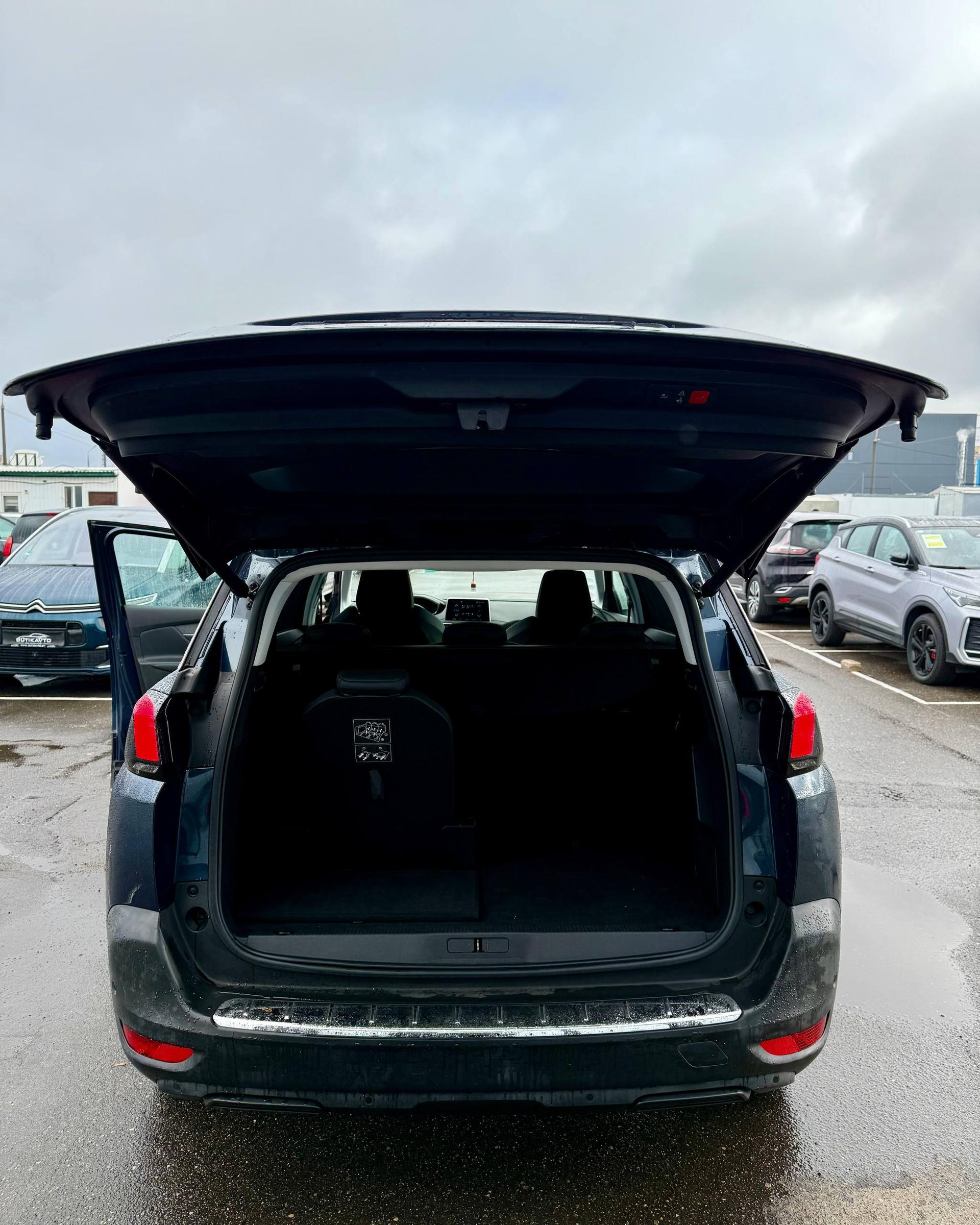 Peugeot 5008 II , 2019 г., механика, бензин - фото 14