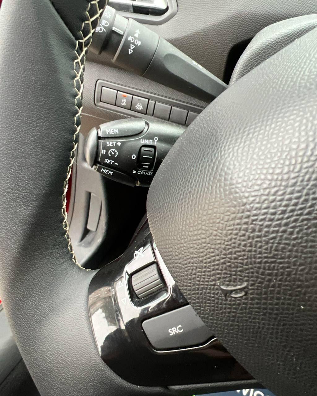 Peugeot 308 T9 · Рестайлинг , 2018 г., механика, бензин - фото 14