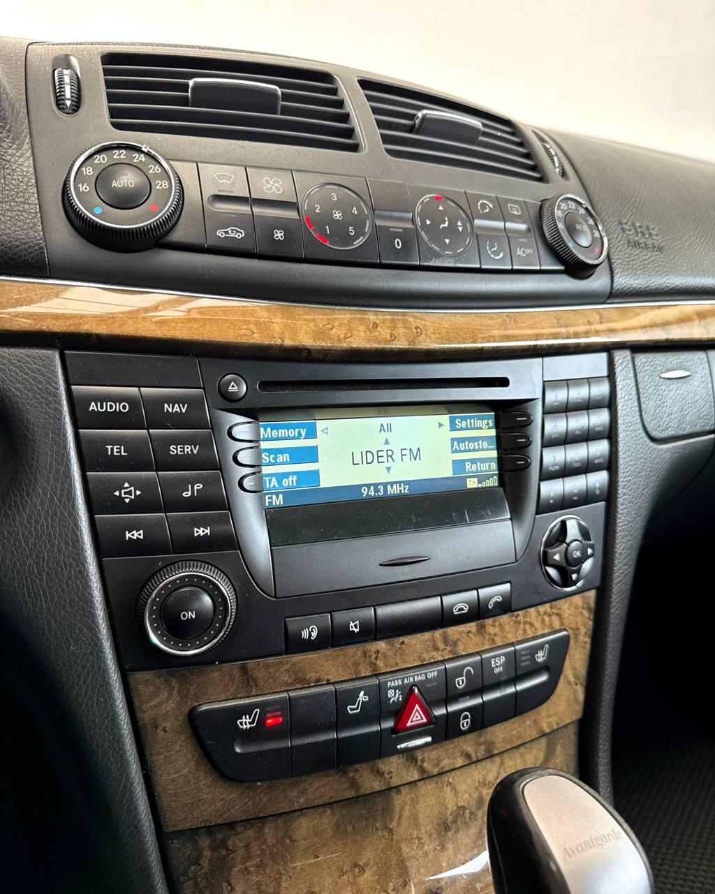 Mercedes-Benz E-Класс W211 S211 , 2004 г., автомат, дизель - фото 12