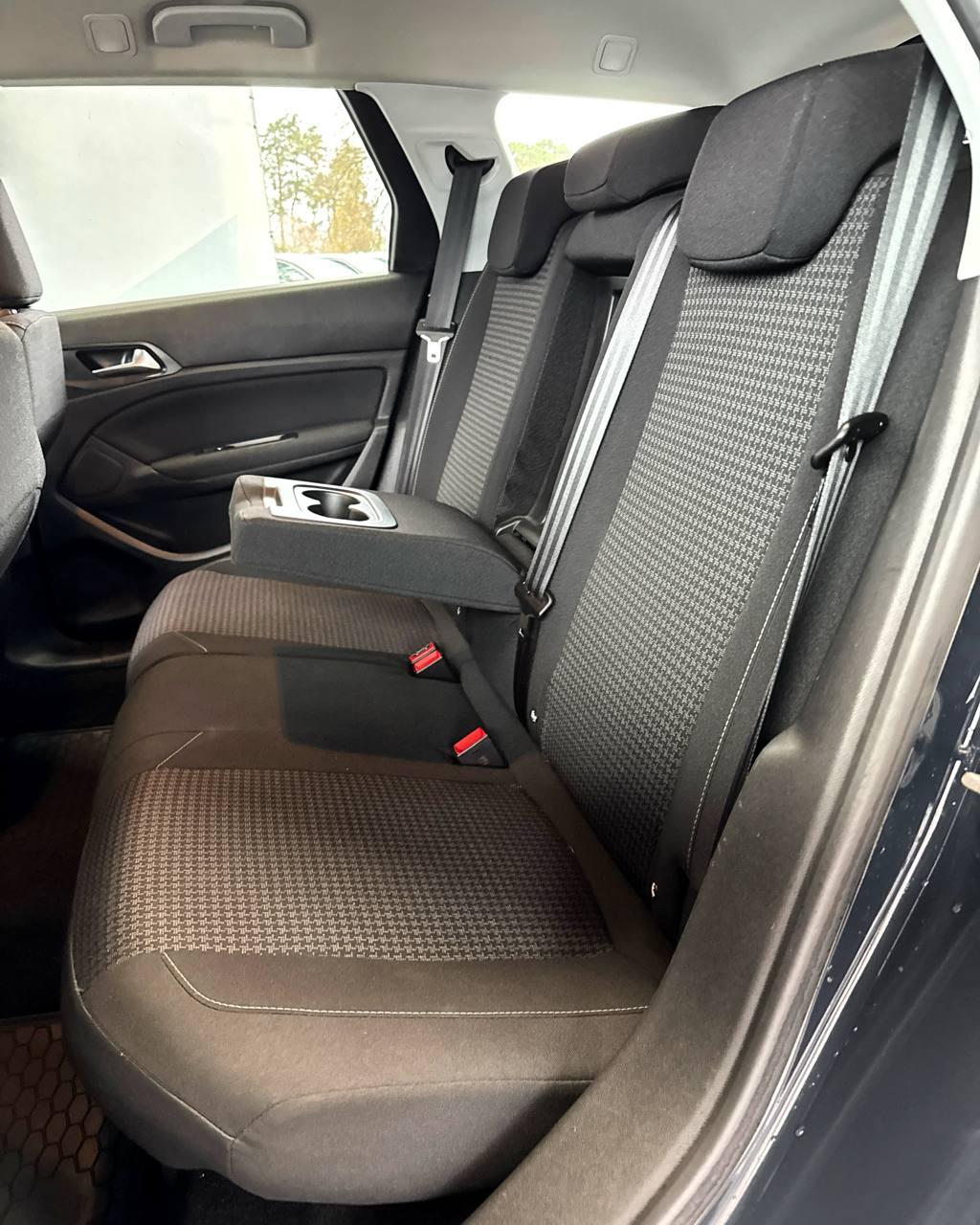 Peugeot 308 T9 · Рестайлинг , 2019 г., механика, дизель - фото 14