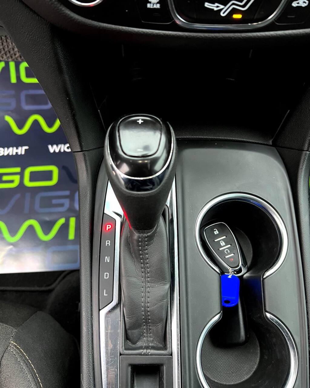 Chevrolet Equinox III , 2021 г., автомат, бензин - фото 17