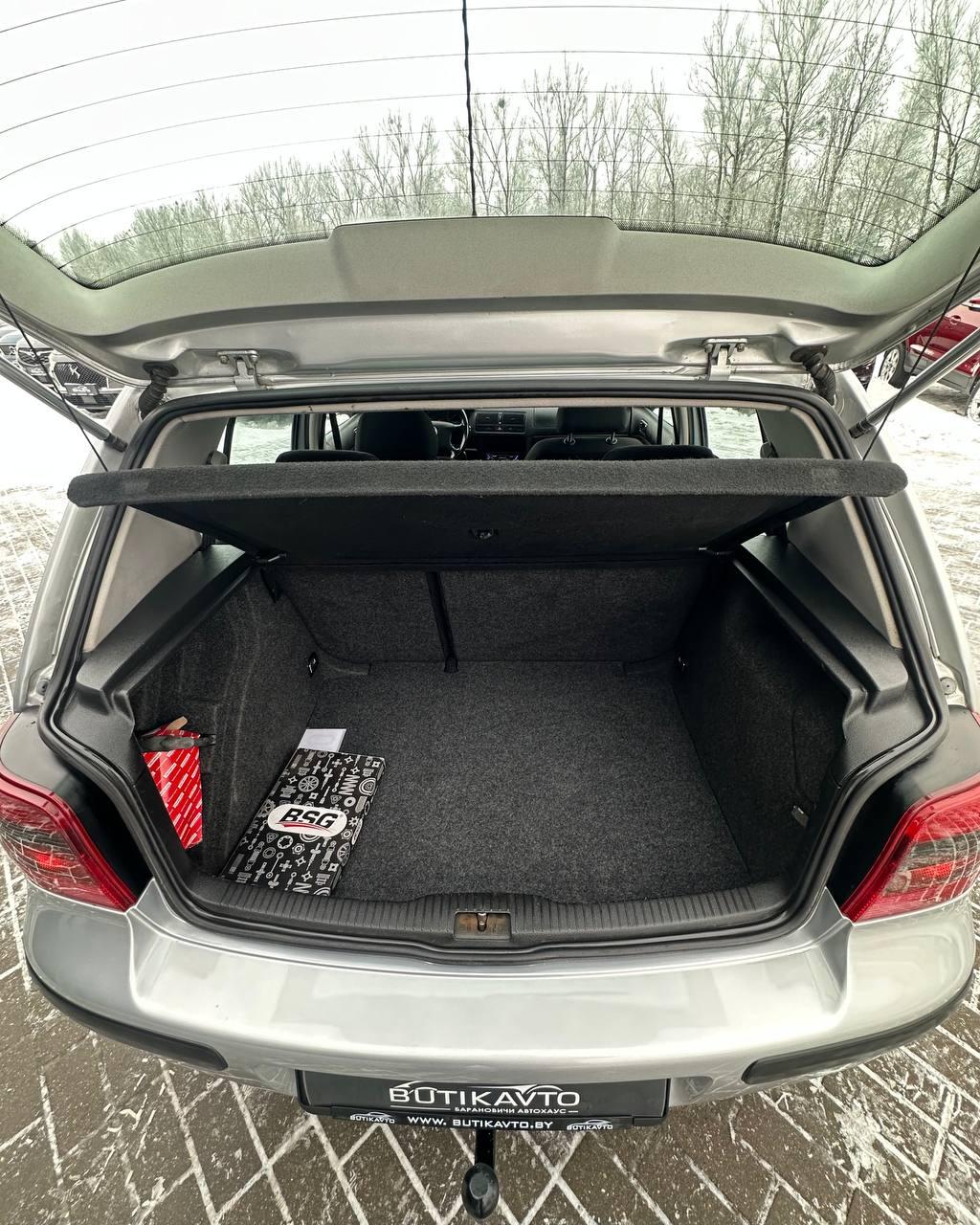 Volkswagen Golf IV , 2001 г., механика, дизель - фото 10