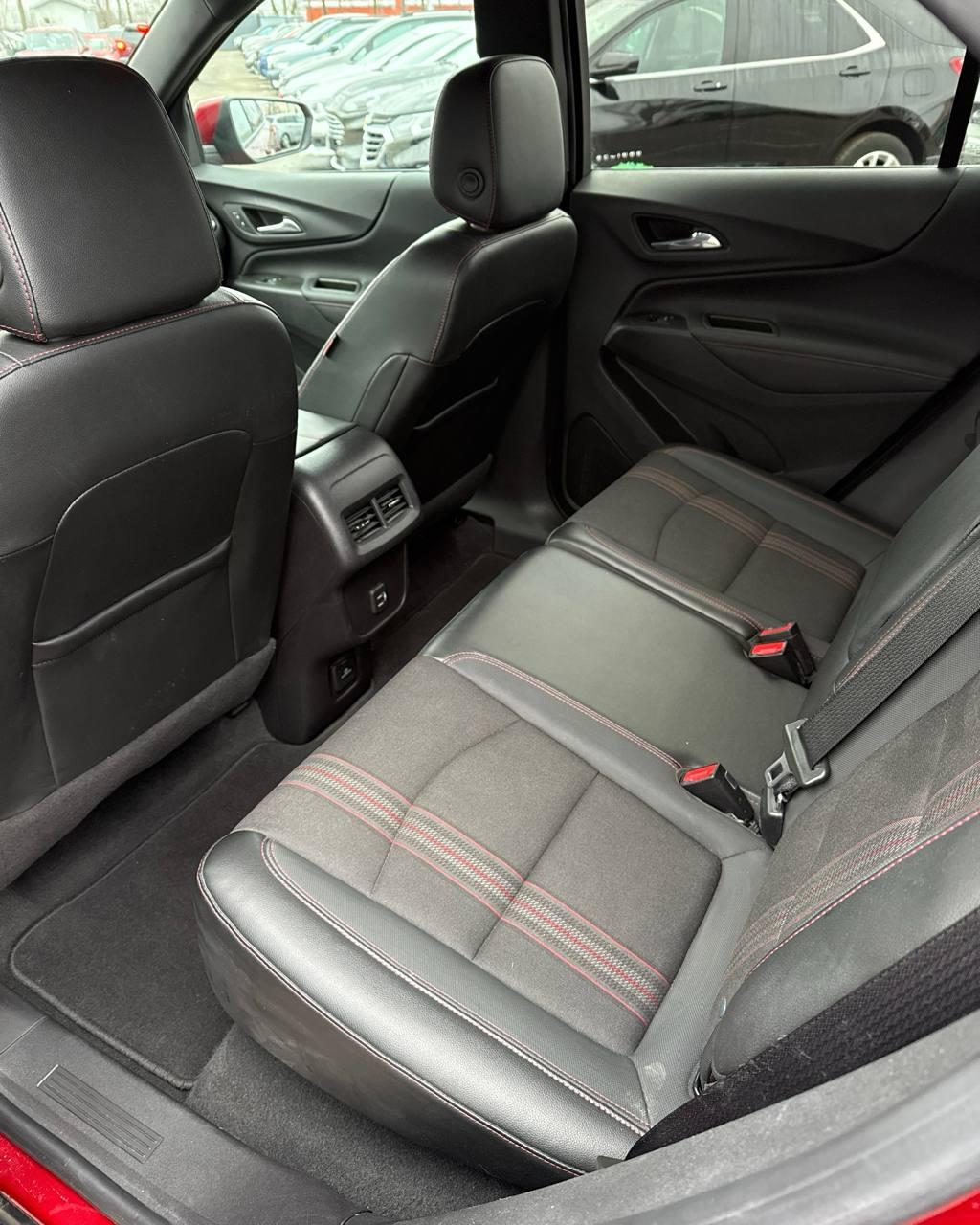 Chevrolet Equinox III · Рестайлинг , 2023 г., автомат, бензин - фото 11